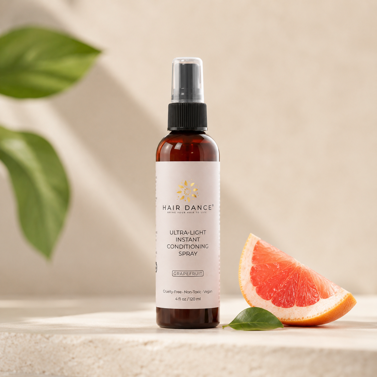 Ultra-Light Leave In Conditioning Spray in Grapefruit Hair Dance